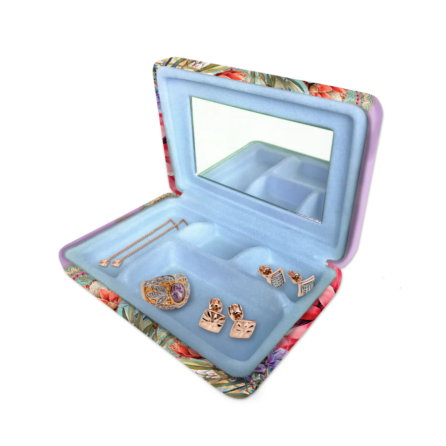 SJC13VINTAGEKOOKAinside_900x
